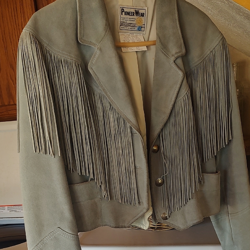 Vintage PIONEER Women's Suede Fringe Jacket - Gray